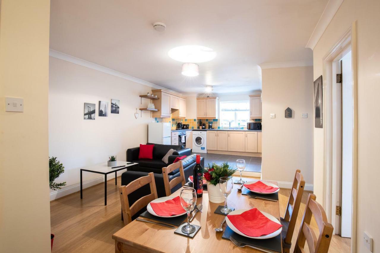 Spacious 2Br Flat In Stansted Daire Stansted Mountfitchet Dış mekan fotoğraf